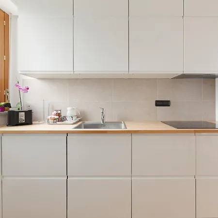 Comfy X3 - With Balcony Apartamento