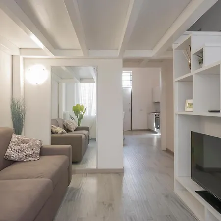 Apartment I Host - Neera 22 *