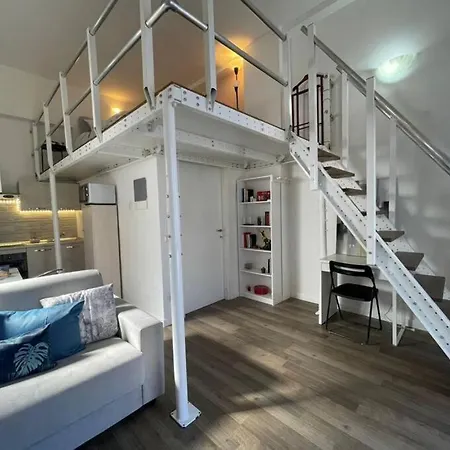 Sansiro - Fiera - Loft Strategico E Luminoso Apartamento