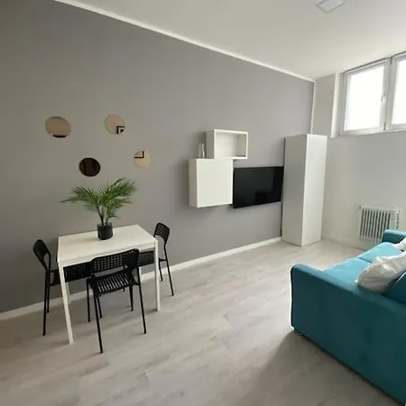 Apartment Urban Flat In - 2026 Renovated Mailand
