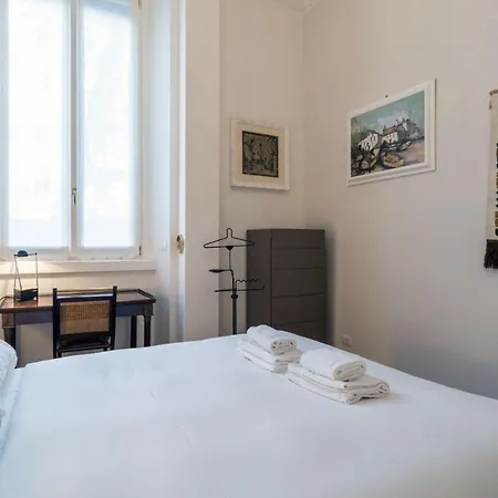 Easylife - Comoda Residenza Con Terrazzino Abitabile In Zona Sant Ambrogio Milan