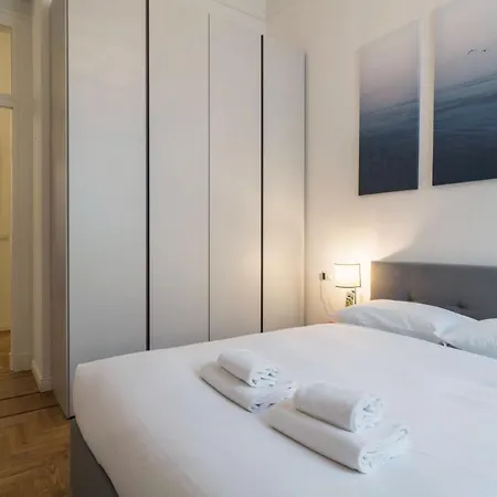 Easylife - Comoda Residenza Con Terrazzino Abitabile In Zona Sant Ambrogio Apartment Milan