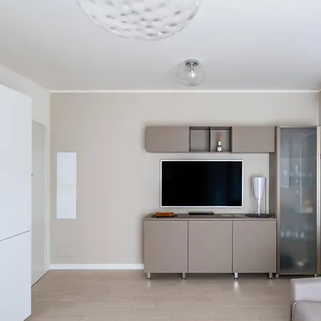 Easylife - - Moscati 9a - Sarpi * Milan