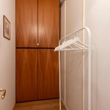 Bnbutler - Principe Eugenio - Casa Corsini, Un Angolo Retro Milán