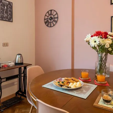 Bnbutler - Principe Eugenio - Casa Corsini, Un Angolo Retro Daire *