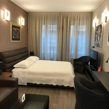 Apartment Station Milan