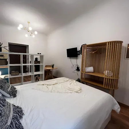 Regina Ai Navigli - Sky Tv, Wifi And Breakfast Box Apartment *