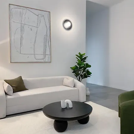 Casa Unica - Spacious & Contemporary - Bullona I Apartment *