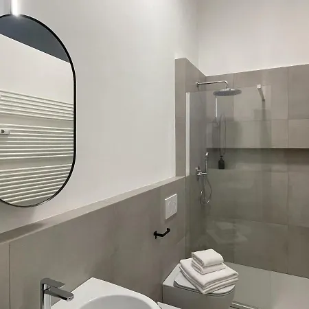 Casa Unica - Spacious & Contemporary - Bullona I Apartment