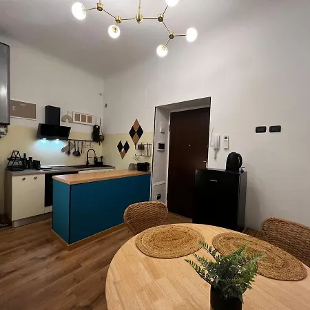 Regina Ai Navigli - Sky Tv, Wifi And Breakfast Box * Milan