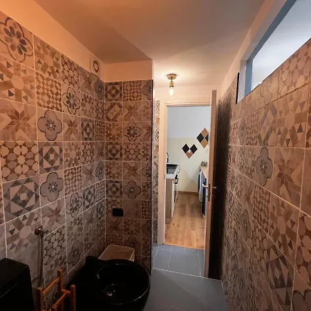 Apartment Regina Ai Navigli - Sky Tv, Wifi And Breakfast Box *