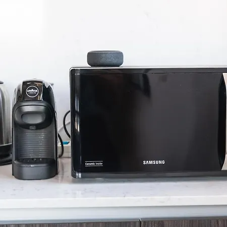 Design - Palestra E Parcheggio Privato *