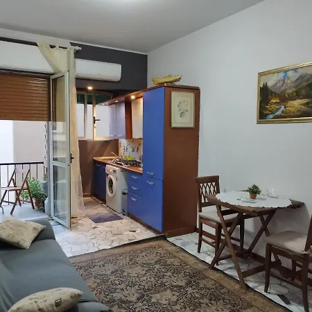Fu Sweet Apartment