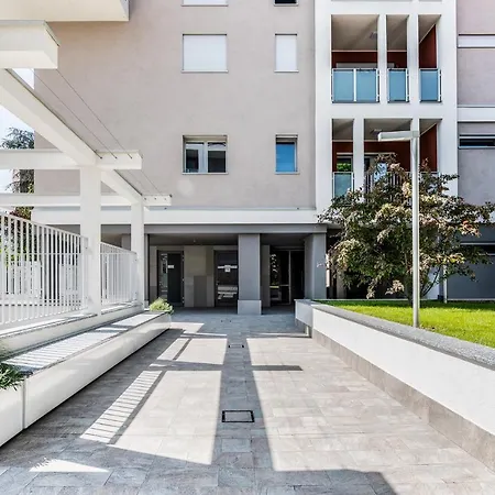 San Siro Con Garage Privato * Milán