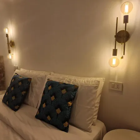 Апартаменты Regina In Porta Romana 2 - Sky Tv, Wifi E Breakfast Box