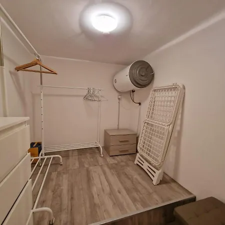 Apartment Regina In Porta Romana 2 - Sky Tv, Wifi E Breakfast Box Milan
