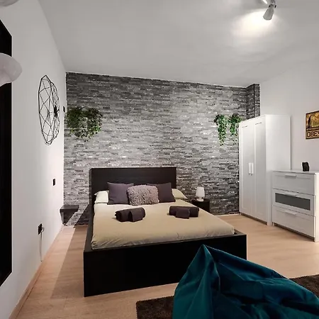 Xenia - Nuovo In Zona Tranquilla *