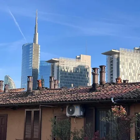 Skyline Silence Apartment