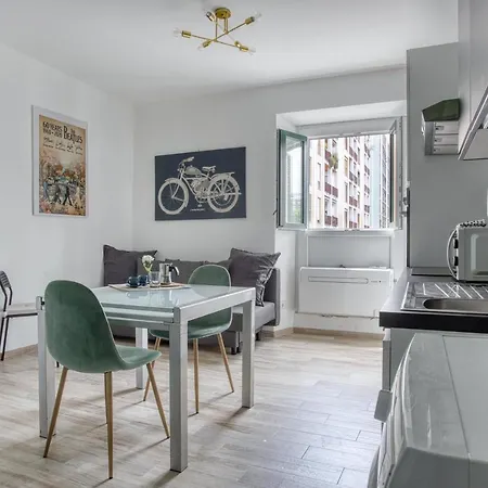 Joivy Lively Flat Near Centre Appartamento Milano