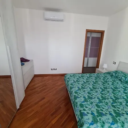 Apartamento Milano Santa Giulia Business Apartment *
