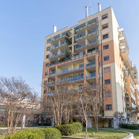 The Best Rent - Bright One-bedroom In Precotto Area