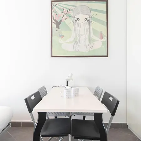Italianway - Voghera 11 B * Milan