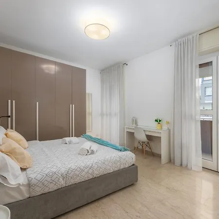 Lägenhet Niguarda-zara Xxl Home,two Balconies,wifi,family *
