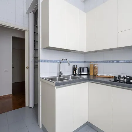 The Rent - Gorgeous Two-bedroom In Porta Nuova District *