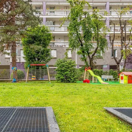 Niguarda-zara Xxl Home,two Balconies,wifi,family Lägenhet Milano