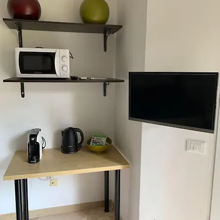 Casa Dei Fiordalisi Apartment *