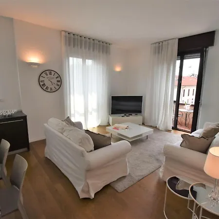 Apartment Corso Genova By Interhome