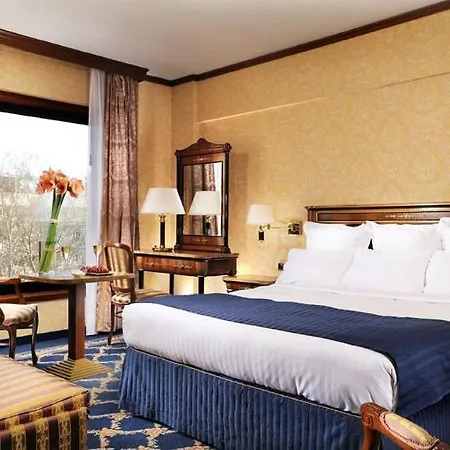 Hotel Marriott 4*