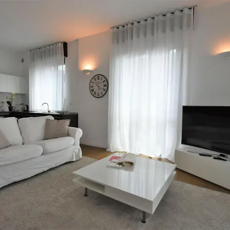 Apartment Corso Genova By Interhome *