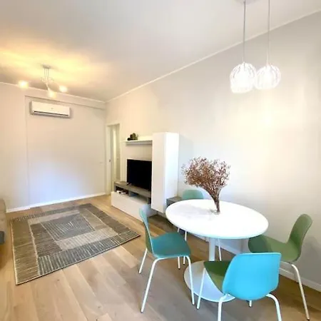 • Amendola * Milano