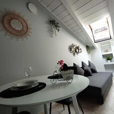 Free Parking Tiny House Wifi Netflix 15 Minuti Dal Duomo *