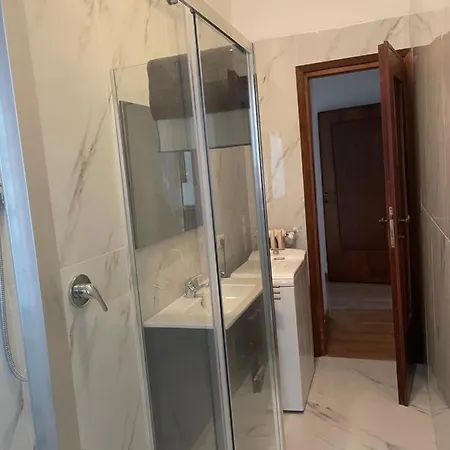 Linati Apartment *