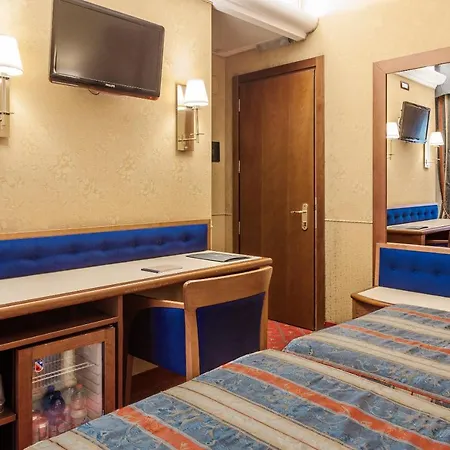 Hotel Des Etrangers Mailand