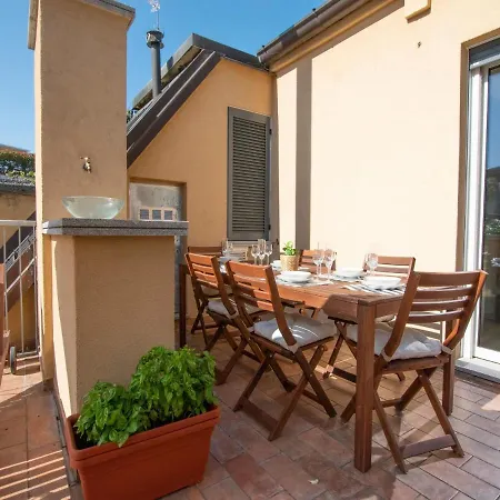 The Best Rent - Attic With Terrace In Downtown Apartment *