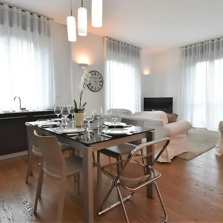 Apartment Corso Genova By Interhome