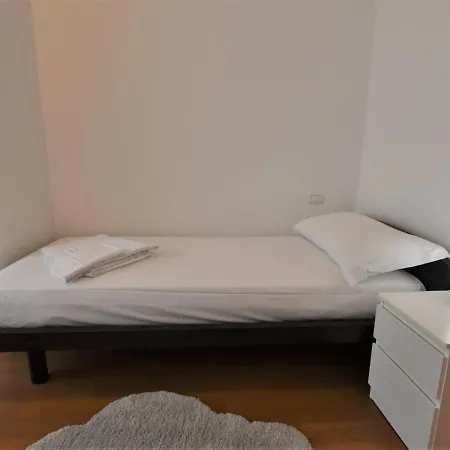 Corso Genova By Interhome Apartmán *