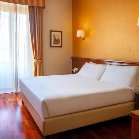 Hotel Galles 4*