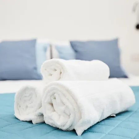 Urban Flats Modern Few Minuts From Duomo Milán