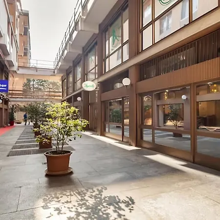 Apartment I Della 2