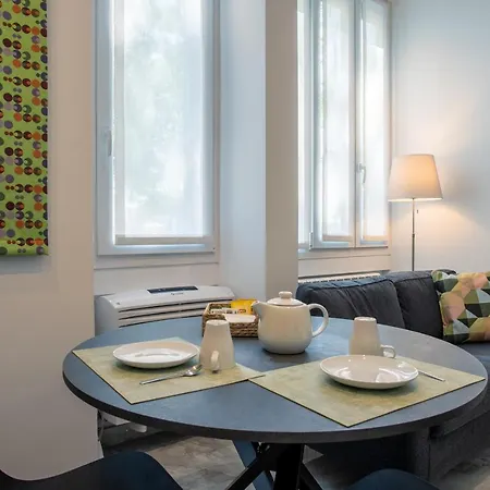 Luna Homes - Bilocale In Mac Mahon Apartmán