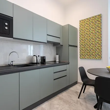 Luna Homes - Bilocale In Mac Mahon Apartmán