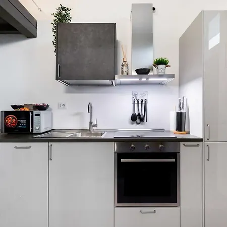 Junior With Netflix And Wifi * Milan