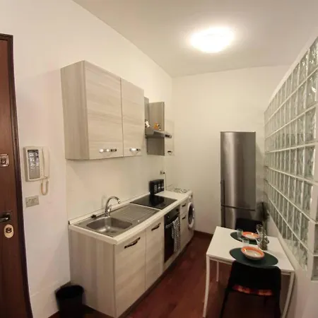 Casa - Near The Center And Public Transport * Milan