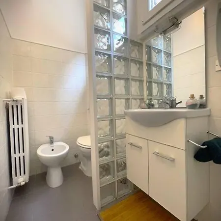 Apartment Casa - Near The Center And Public Transport Milan
