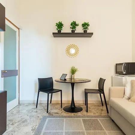Col Di Lana Flexyrent Apartment Mailand