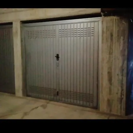 Appartement Tranquilla Terrazza Nel Con Garage By Revenue House Milaan